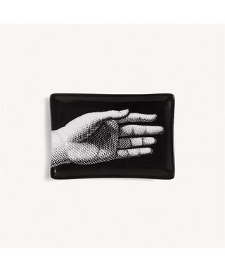 Rectangular Ashtray: Mano