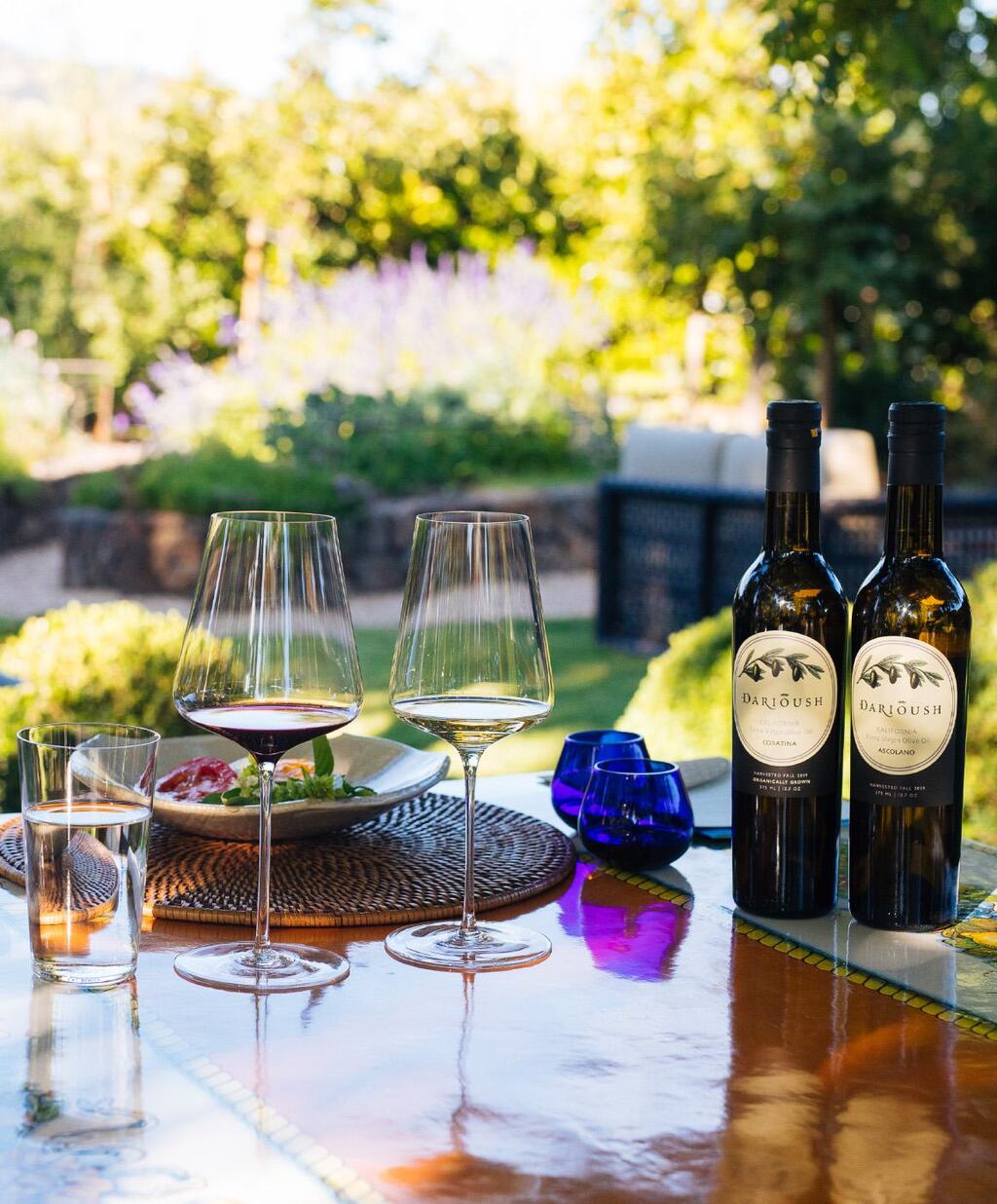 Darioush has worked closely with several olive orchards in California's Yolo and Placer counties to produce fresh, expressive and aromatic olive oils. As with the grapes we grow and vines we tend, our olive farmers are committed to respect and care for the land.