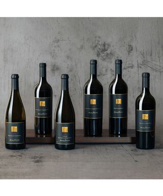 Signature Portfolio Collection