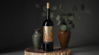 Bottle of 2015 Darius II with vases